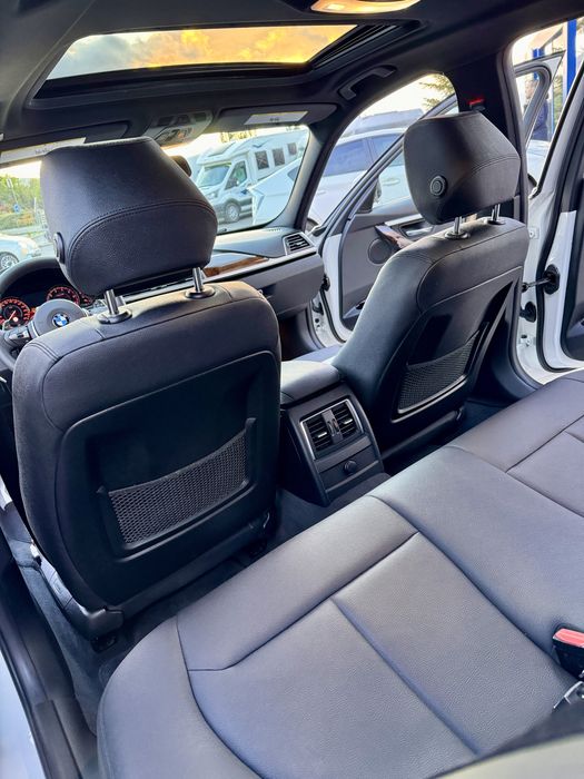 Bmw F30 Facelift / 330i / 2018 / 252 cai / automat