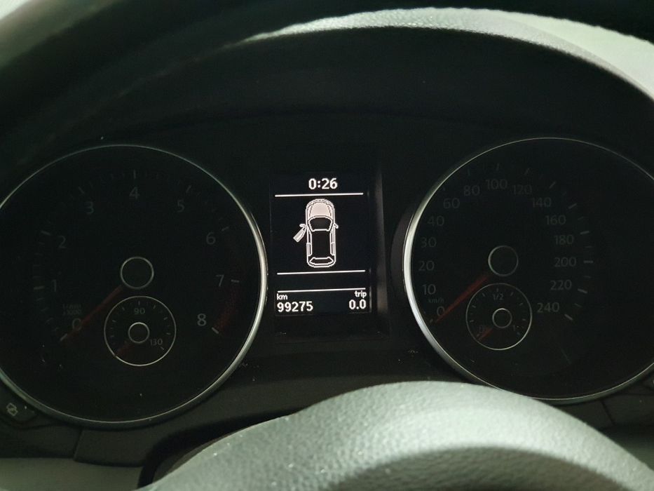 Dezmembrez vw golf 6 , 99000km , benzină  1.4 , motor CGGA , cutie LEG