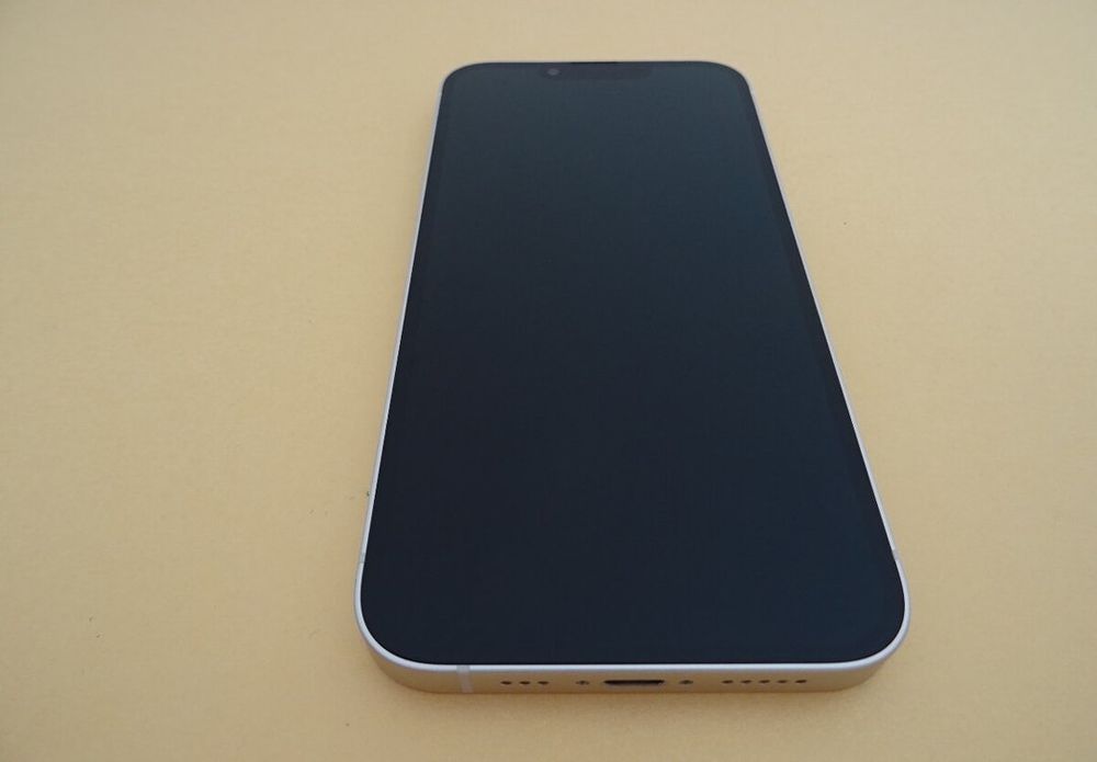 iPhone 13 256GB - 100% батерия, гаранция, пълен комплект