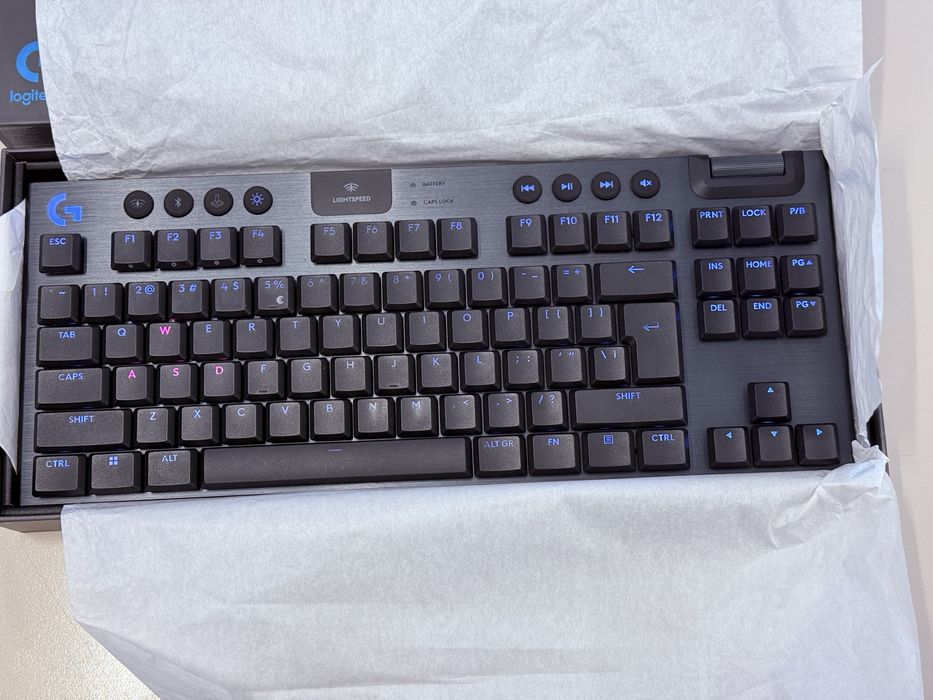 Tastatura Logitech 915 TKL tactile gaming