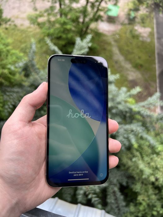 Заблокированный iphone 15 pro max