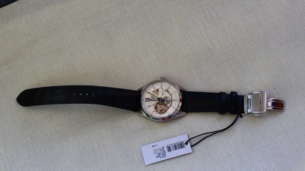 Часы Orient  Star