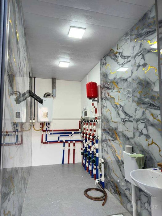 Nazarbekda Yangi ikki qavatli Uy Sotiladi, 215 m², 2,7 sotix
