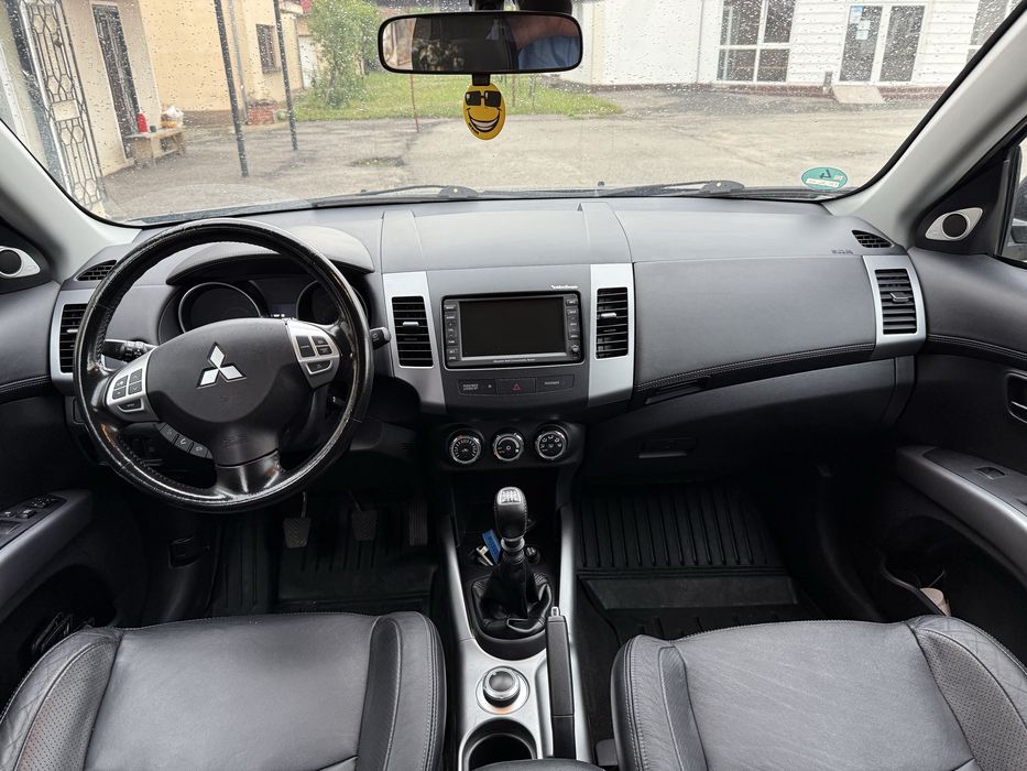 MITSUBISHI Outlander 2011 — imagine 4