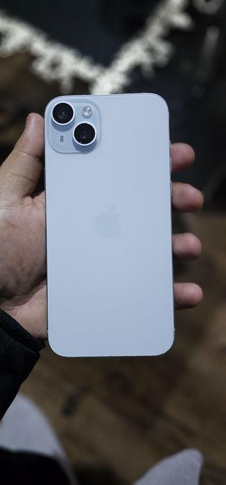 Vand Iphone 15 plus impecabil