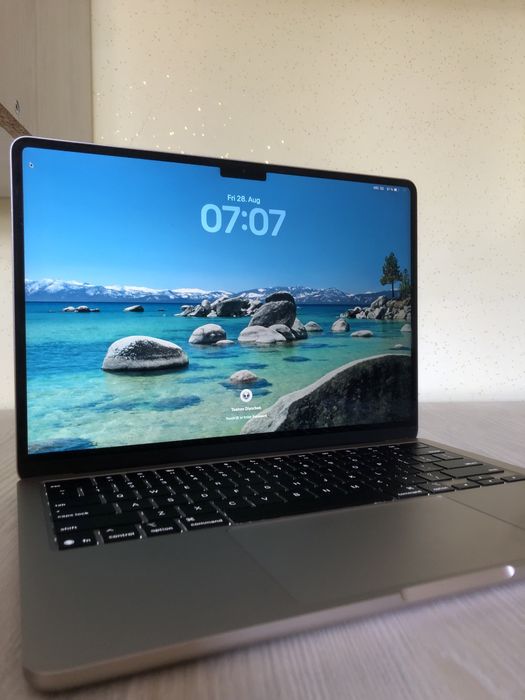 MACBOOK AIR M4 egasidan
