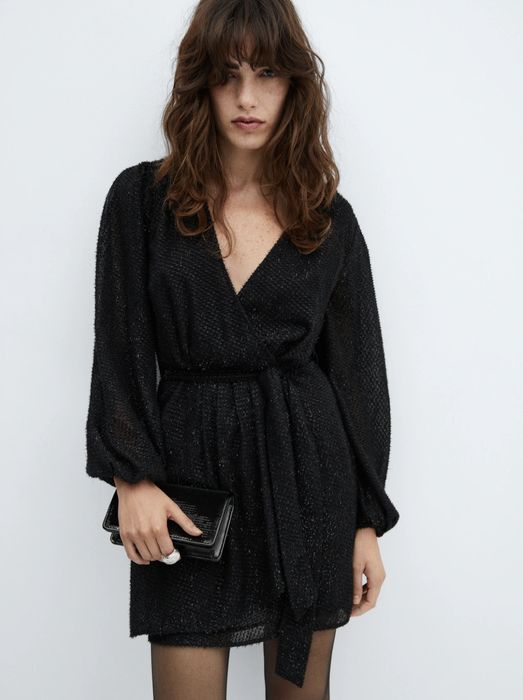 Черна рокля Mango