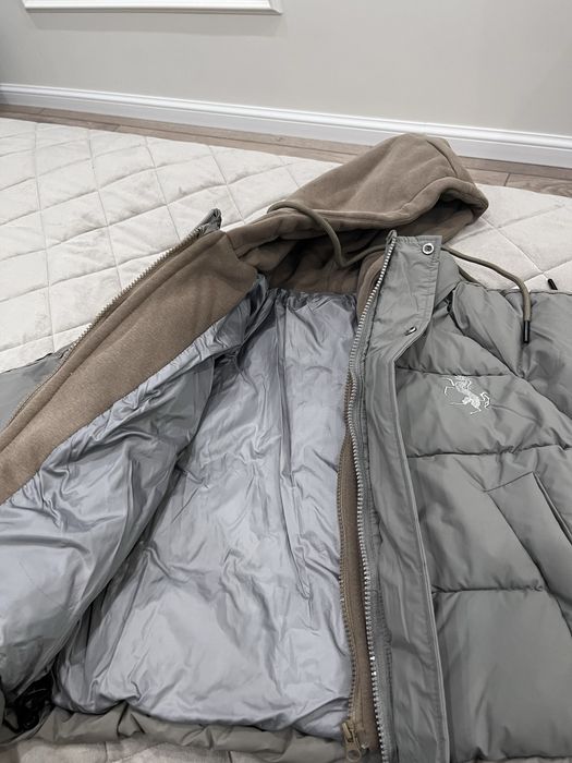 Продается детская куртка весна осень для мальчика