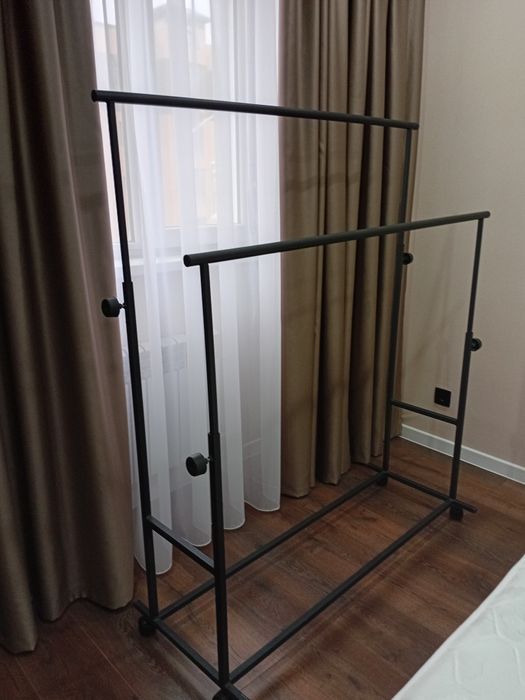 Кольца для штор,  шланги гибкие.