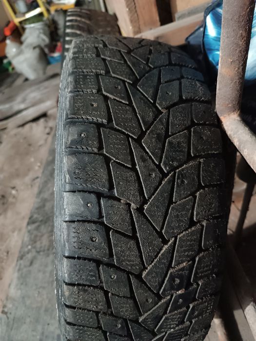 Продам 4 баллона по 2000 тг.