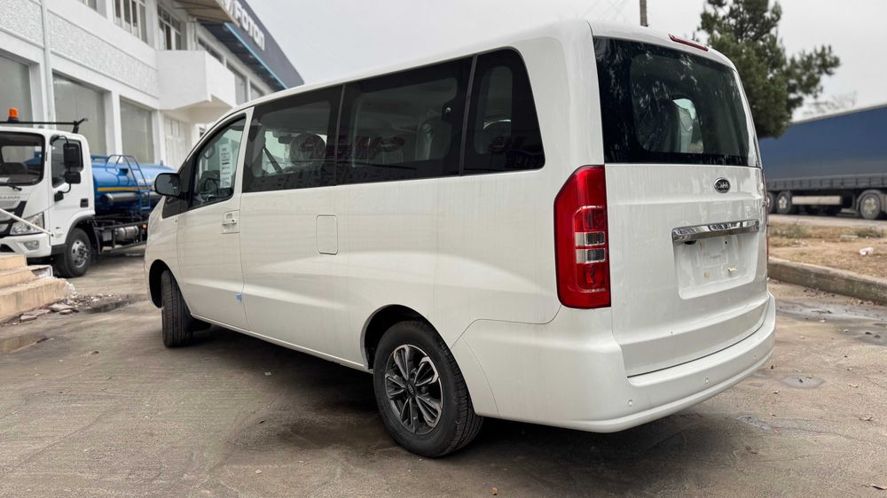 JAC M3 PLUS Минивен 9 местный