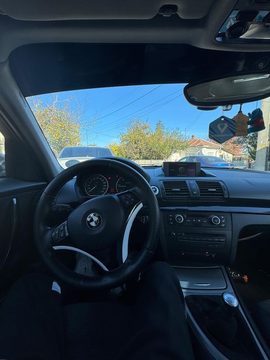 Vand BMW seria 1!