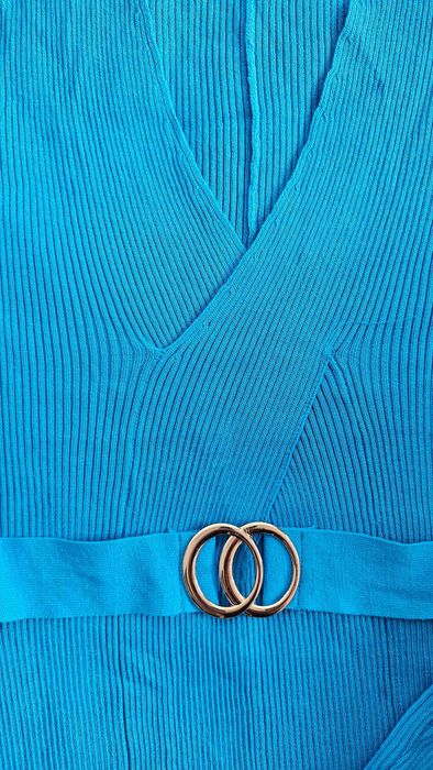 Рокля тюркоазено синьо