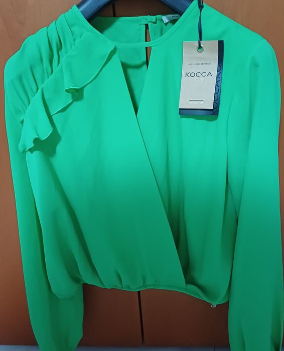 Bluză verde ușoară