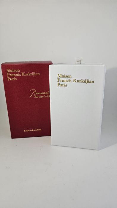 Maison Francis Kurkdjian Baccarat Rouge 540
​Описание:
Продавам MFK Baccarat Rouge 540, остатък от [напиши мл] от [напиши общ