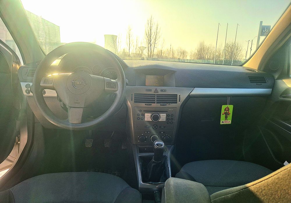 Opel Astra H Hatchback -2005 -1.7 CDTI