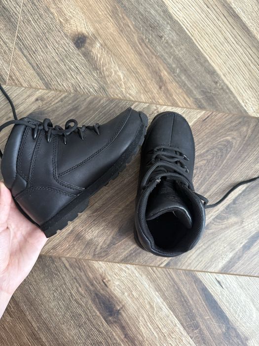 Весенняя детская обувь Adidas/Timberland