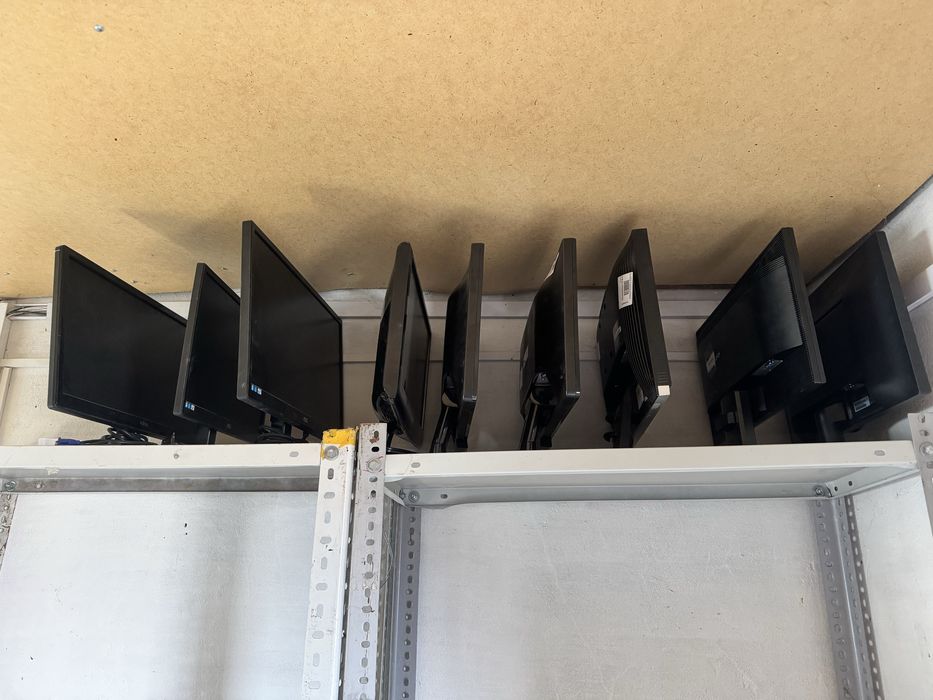 Продам мониторы разного диаметра