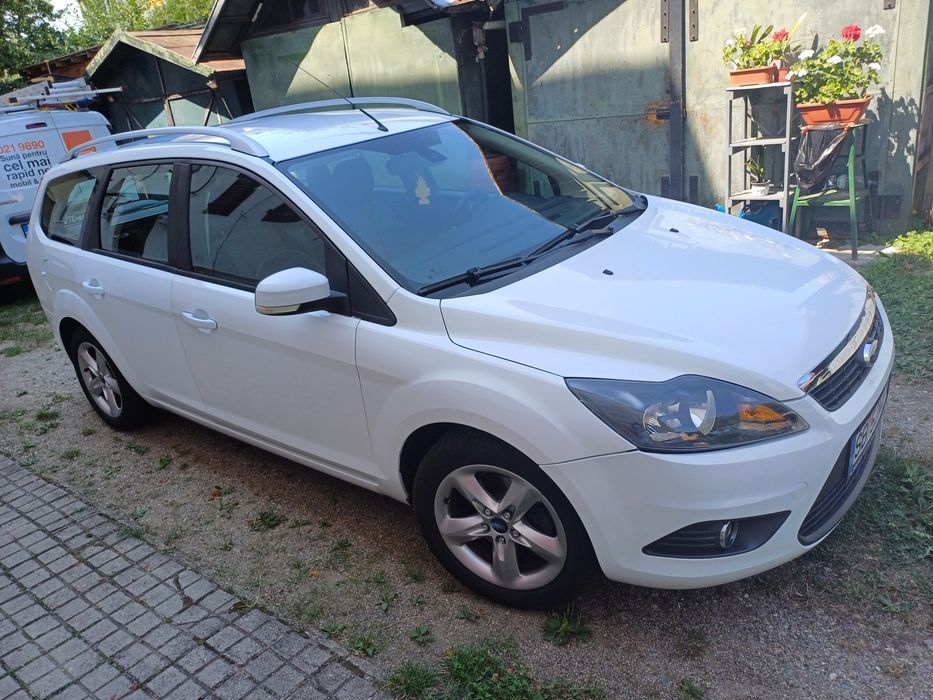 FORD Focus 2010 — imagine 4