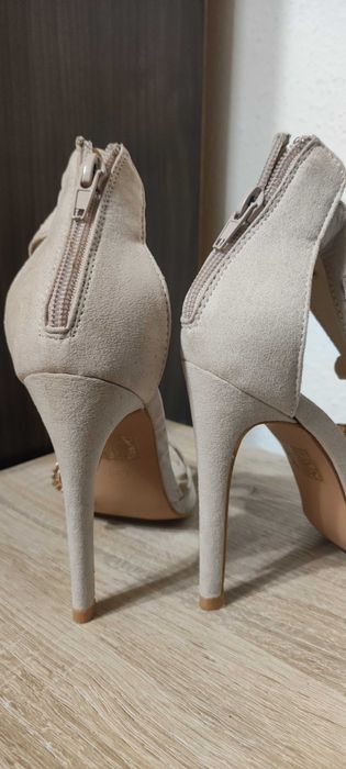Елегантни дамски токчета в