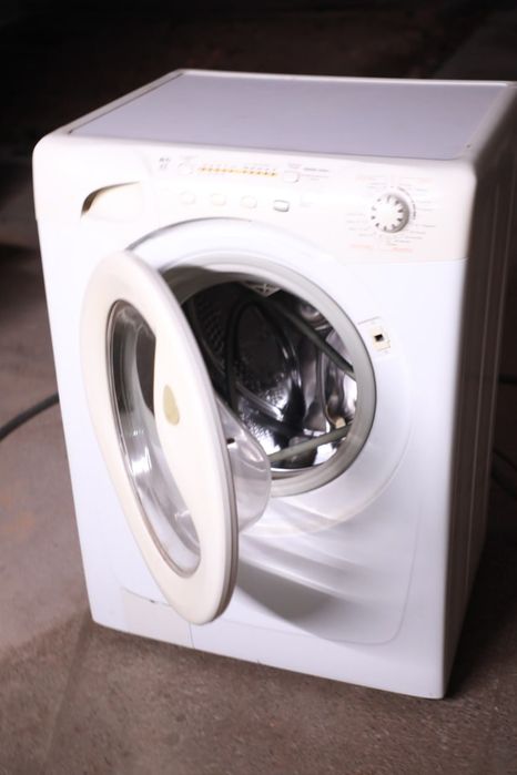 Продам Стиральную машину от Компании Candy