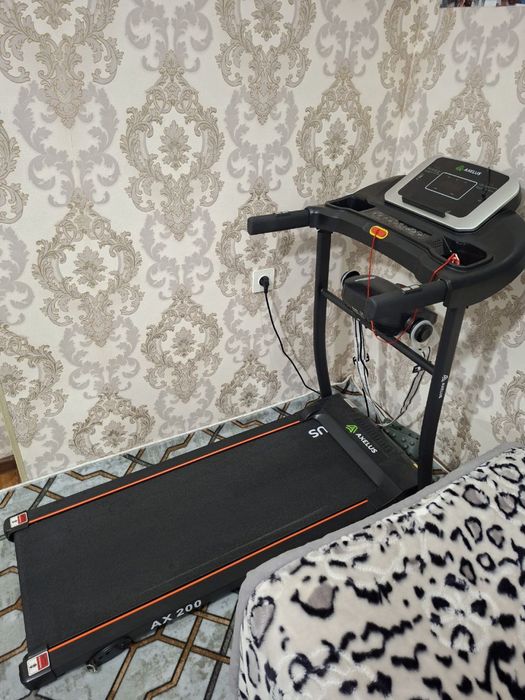 Беговая дорожка АХ-200