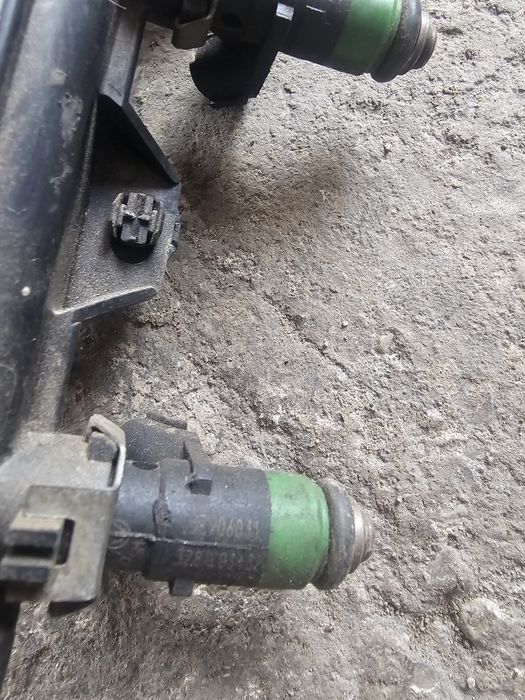 Rampa injectoare 03E 133 320 Volkswagen VW Polo 4 9N [2001 - 2005]
