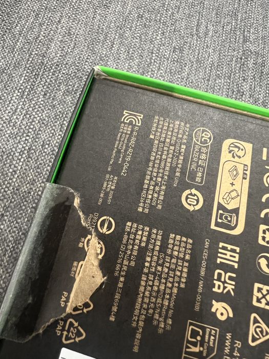 Razer Kiyo Pro Ultra 4K Webcam ca nouă