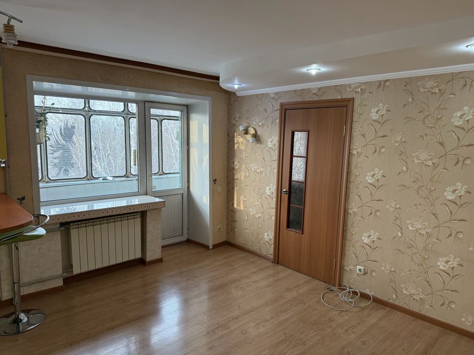 Продам 3-х комнатную квартиру
