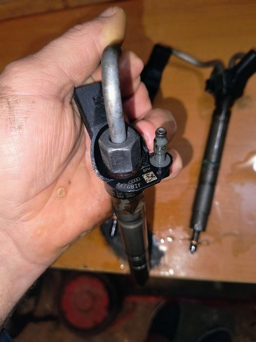 Injectoare Audi A6 an 2014 motor 3000v6 clab