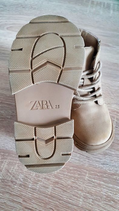 Ghete Zara marimea 23