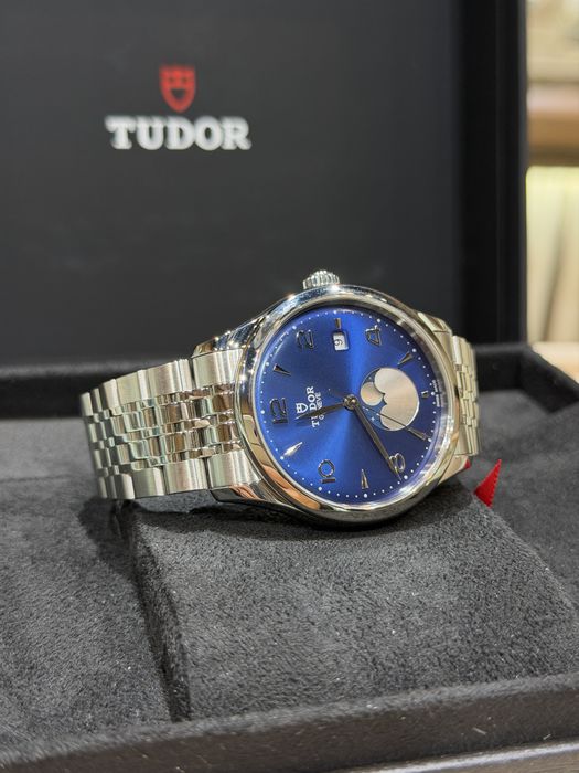 Часы Tudor 1926 Luna Moonphase Blue Dial 39mm (Полный комплект)
