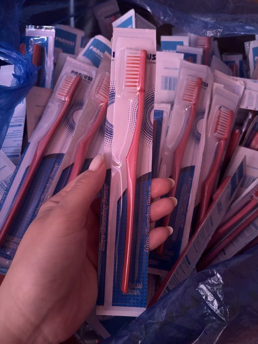 Зубная щетка хорошего качества