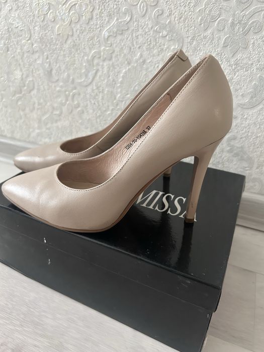 Туфли женские кожаные