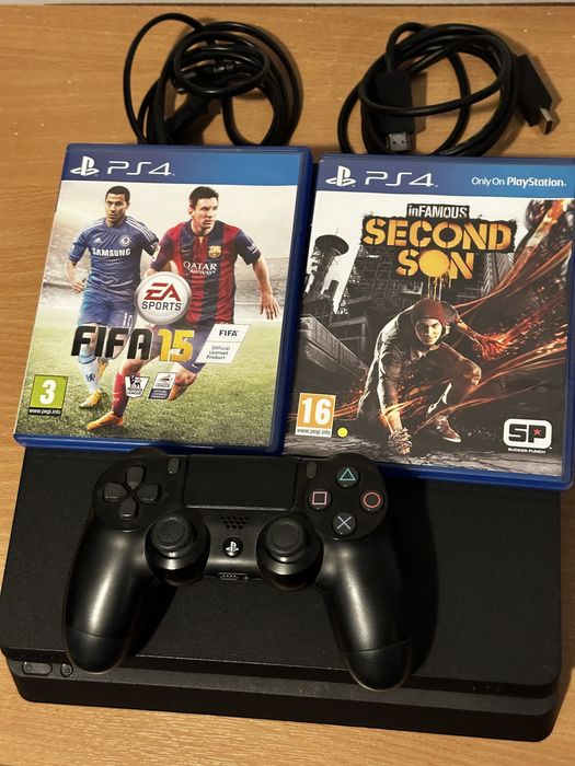 Play Station 4 in stare buna