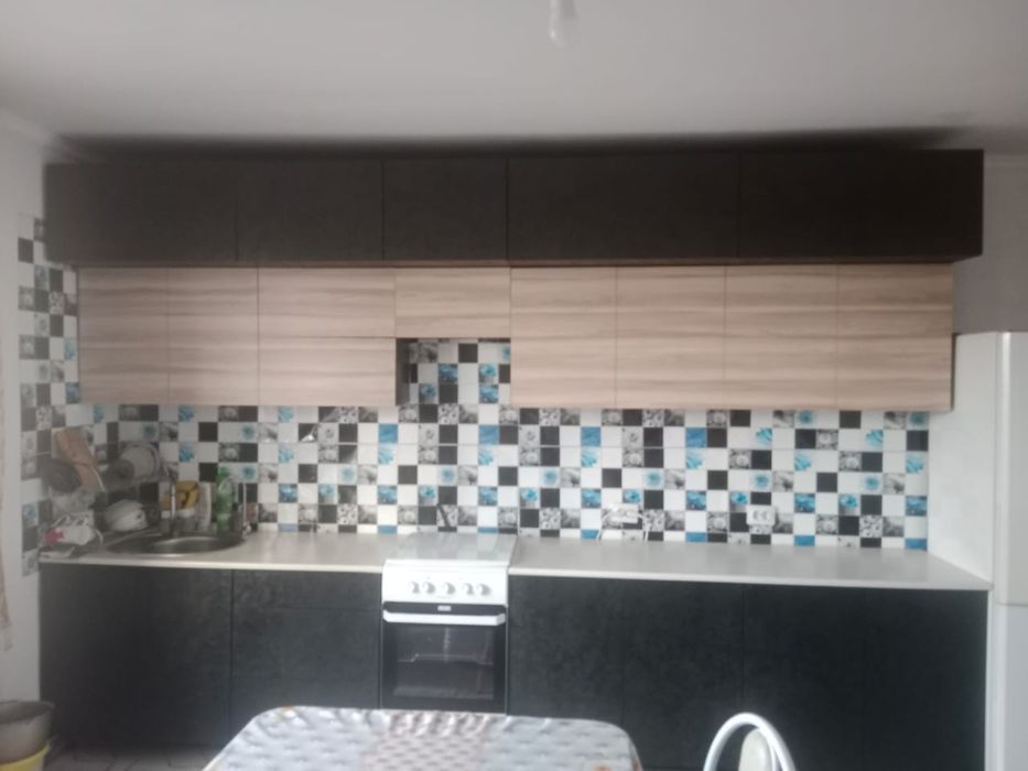 Продаётся  кухонный гарнитур