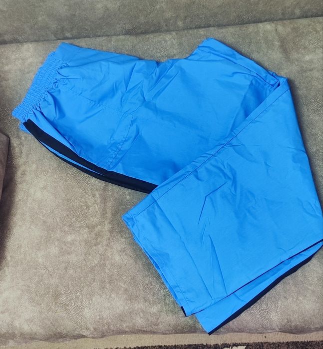 Продам медицинский костюм