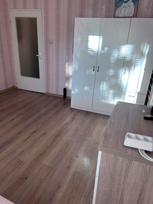 Дава се под наем Едностаен апартамент в София, Люлин 2 - 42 кв.м за 350 € - Снимка #2