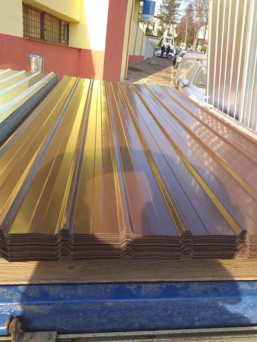 Tabla cutata colorata și zincata