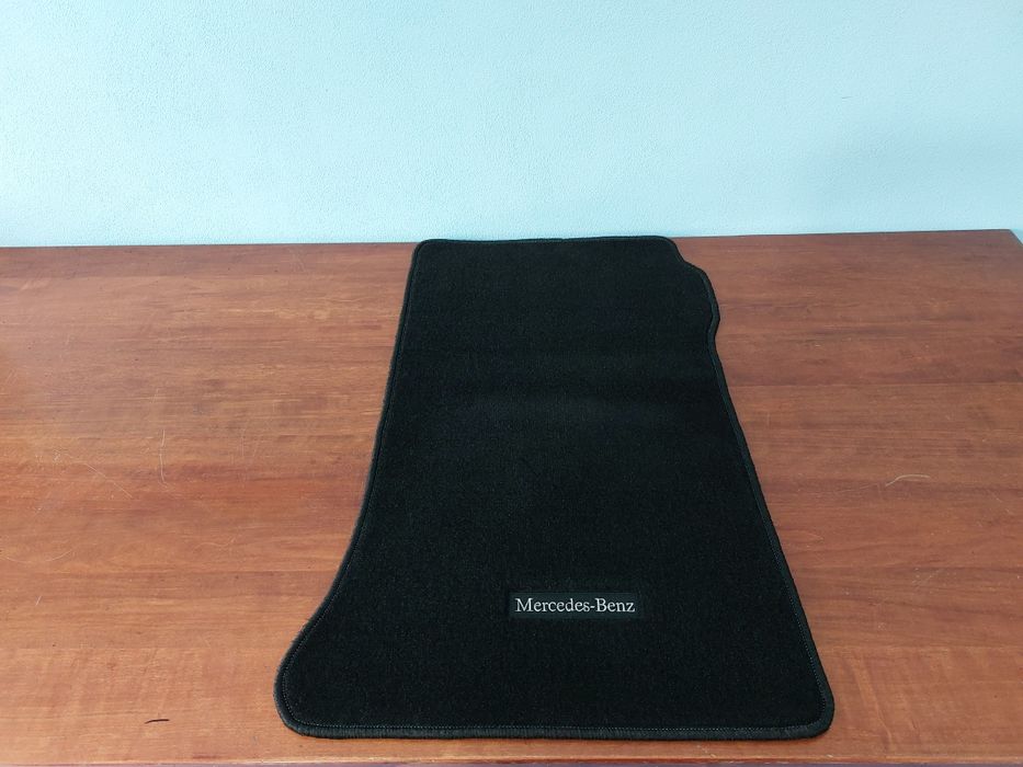 Covorase auto din mocheta,dedicate Mercedes-Benz,C klasse W203 (AMG)