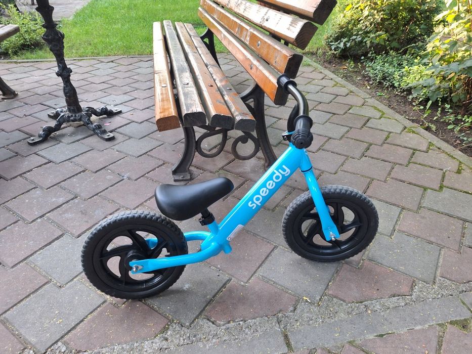 Vand bicicleta fara pedale
