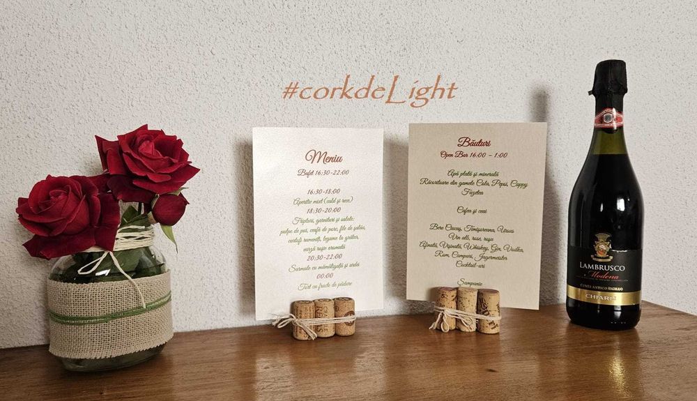 Suporturi din dopuri de pluta pentru papetarie de eveniment