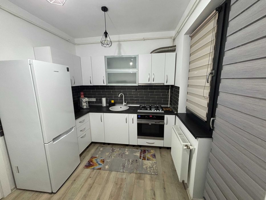 Inchiriez Studio modern 40 mp | Bloc 2021 | Centrală proprie | AC | Str. Copacului | Gorjului