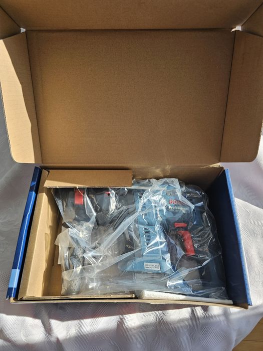 Bosch перфоратор 18v