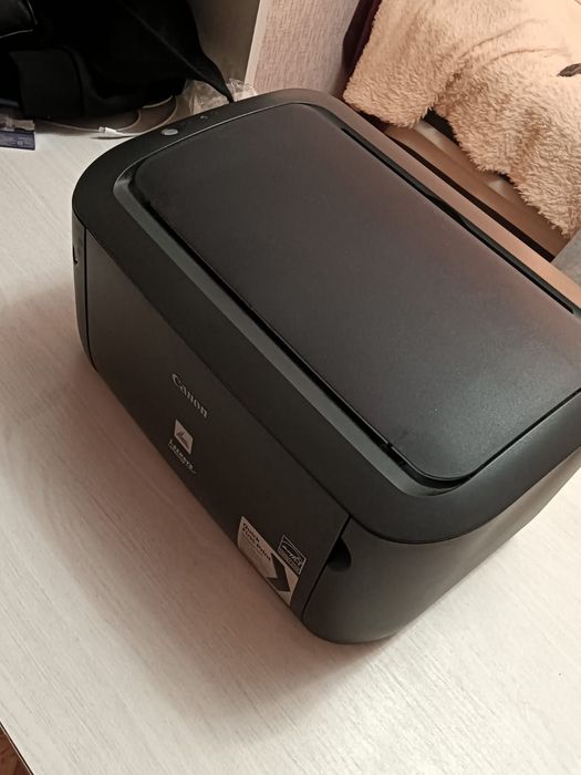 принтер Canonnn.