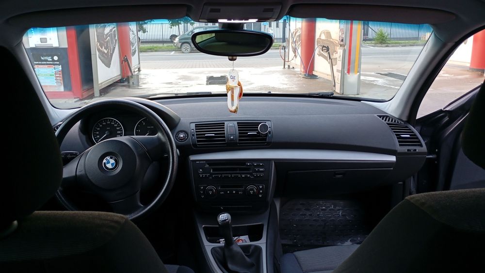 Vând BMW seria 1