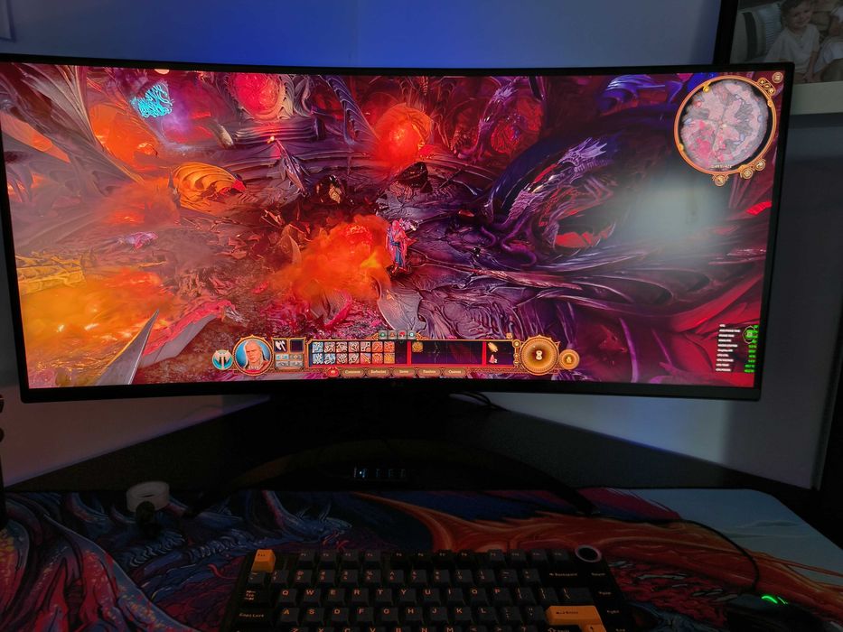 Gaming PC AMD Ryzen 5 7600X 32GB DDR5 AMD RX 6800 5 TB Storage