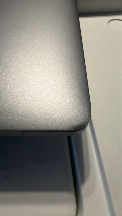 Macbook pro 13 M1