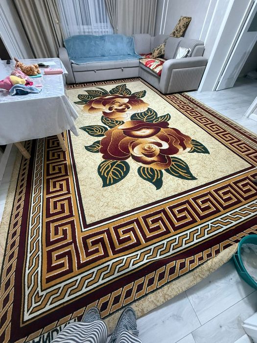 Продам ковер 4,5 на 3,5