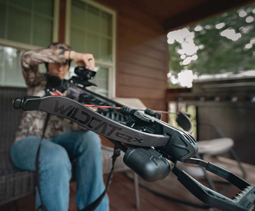 Арбалет Barnett Wildcat CRX 195 lbs 280 fps Пълен Комплект: Бързомер, колчан, стрели, въже и др. !